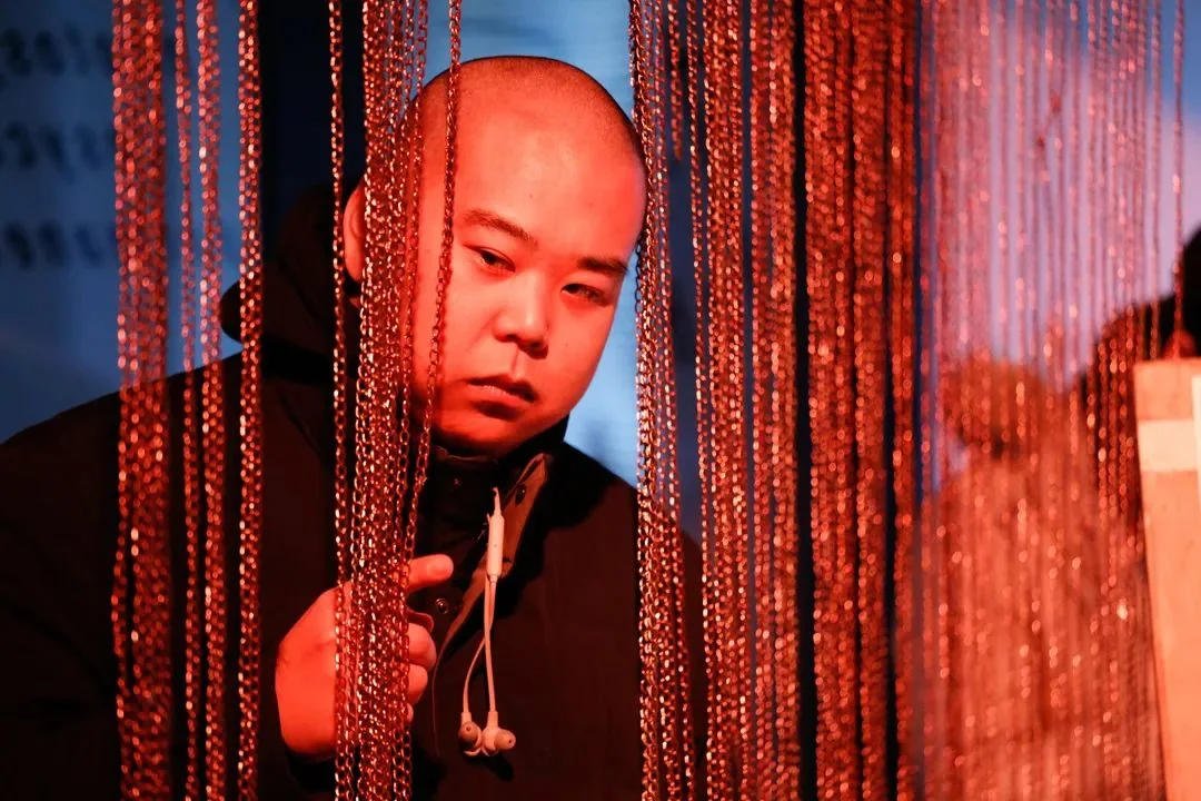 《嚎叫者》幕后谈 2 | 这部“戏剧”，是因为每一个人才出生的