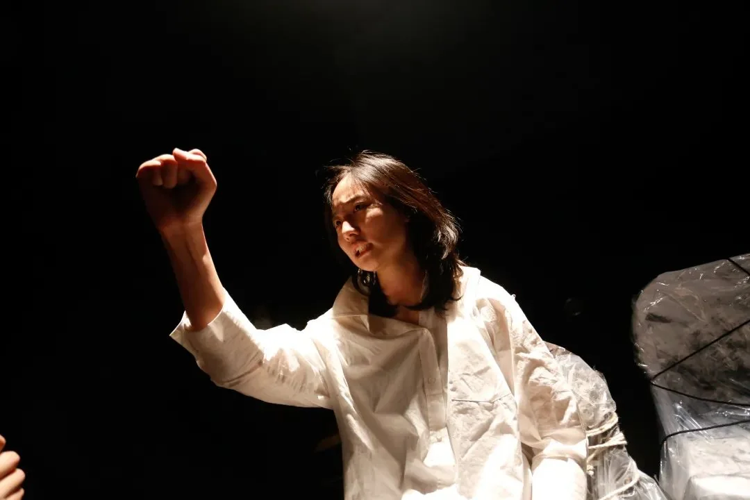 《嚎叫者》幕后谈 2 | 这部“戏剧”，是因为每一个人才出生的